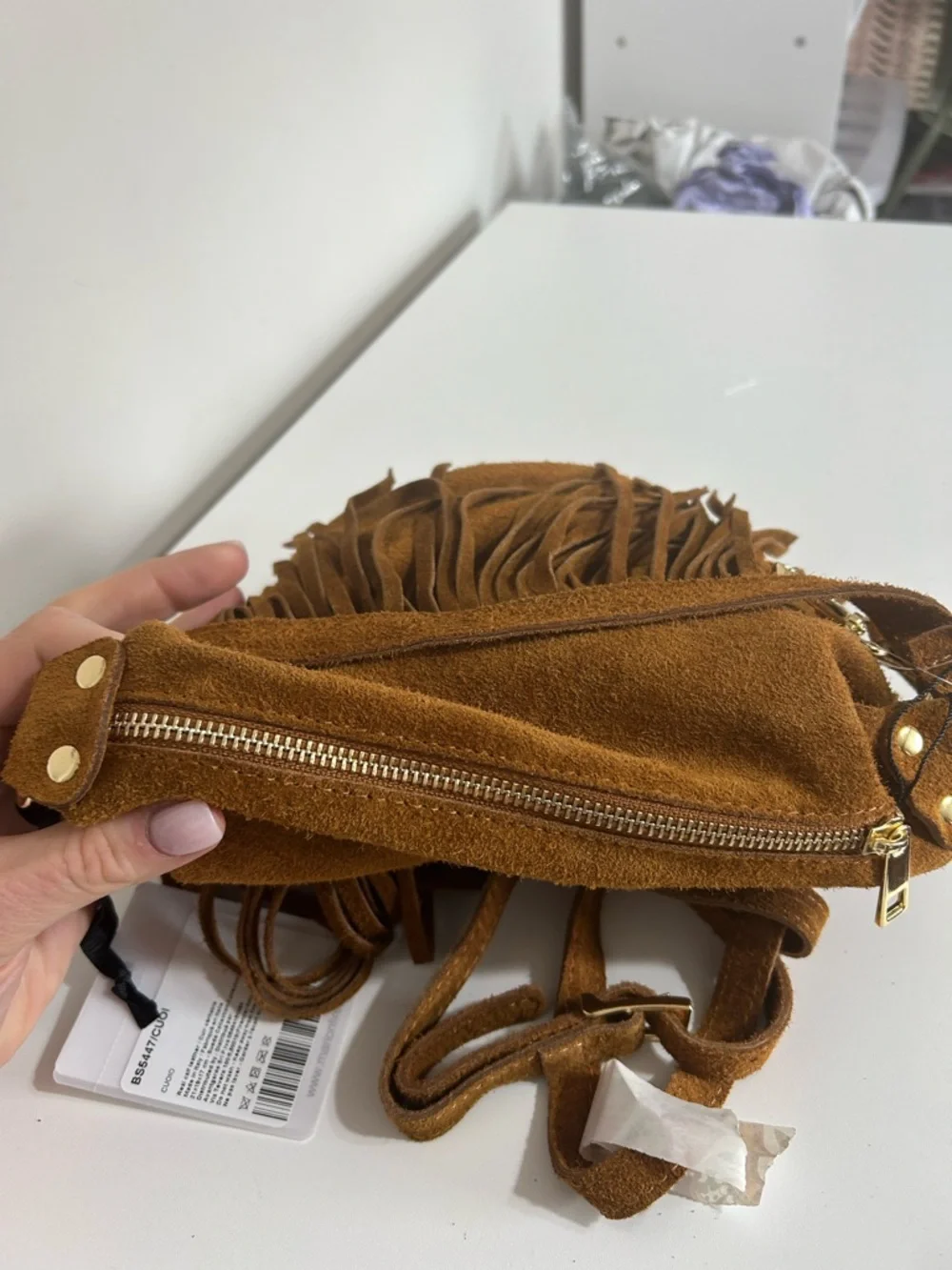 NWT Marlon Made in Italy Suede Hobo Bucket Bag Crossbody with Fringe Trim